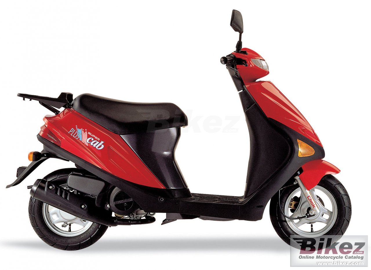 Big Hyosung super cab 50 picture and wallpaper from Bikez.com